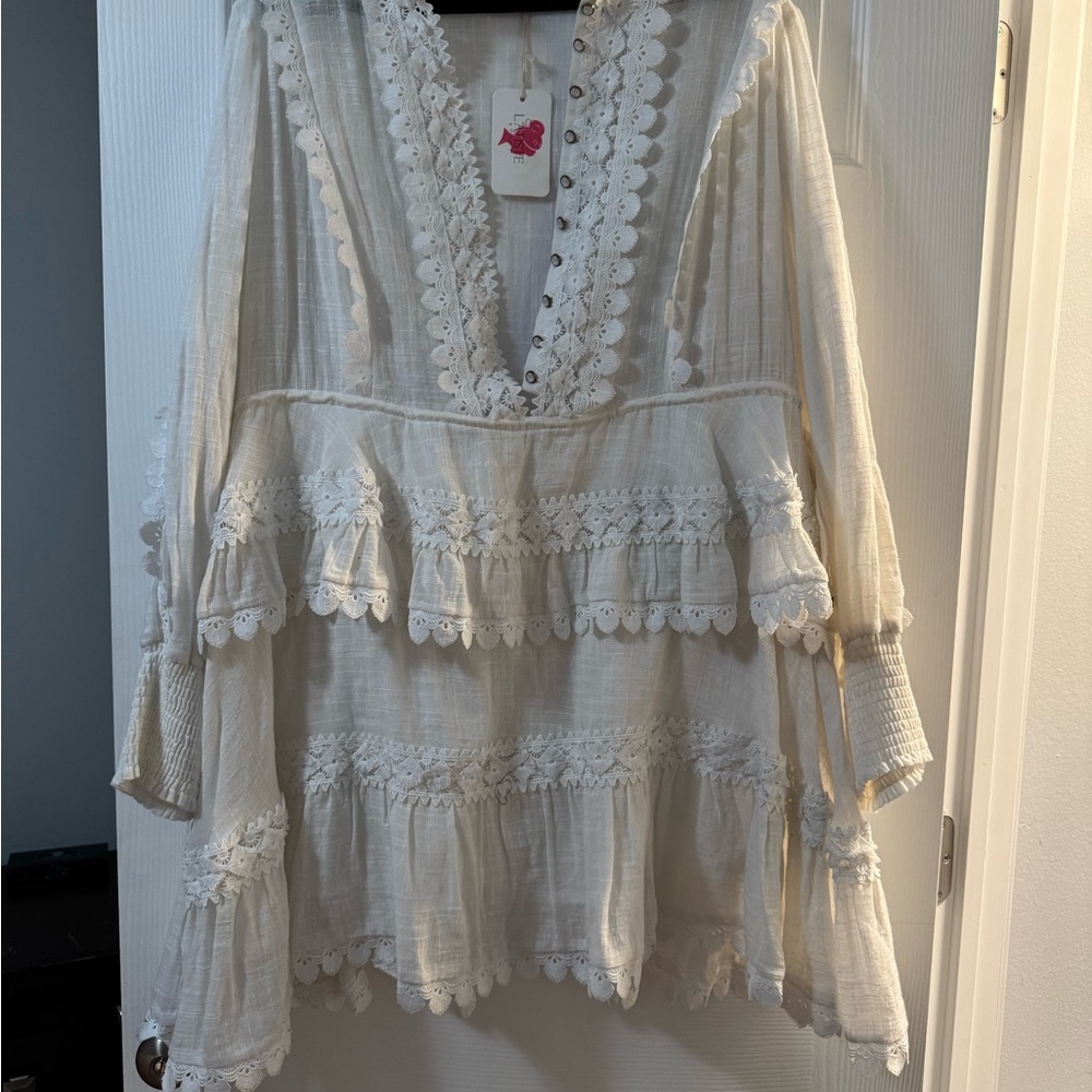 L'ATISTE Ivory Lace Trim Midi Dress